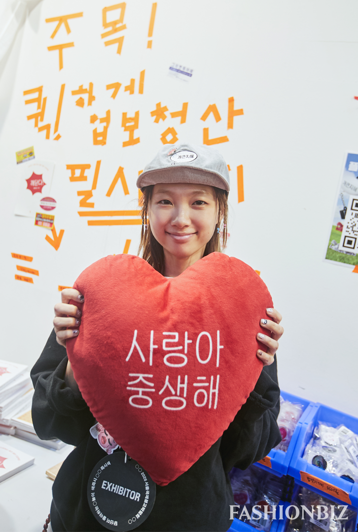 [인터뷰] 주여진 해탈컴퍼니 대표 “밈으로 풀었을 뿐, 본질은 깨달음이에요” 1169-Image